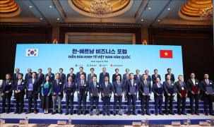Tổng Bí thư Tô Lâm và Thủ tướng Hàn Quốc chứng kiến lễ trao các thỏa thuận hợp tác