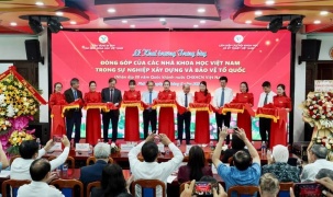 Khai trương Trưng bày “Đóng góp của các nhà khoa học Việt Nam trong sự nghiệp xây dựng và bảo vệ Tổ quốc”