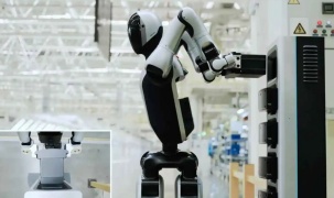 Robot thế hệ mới tự thay pin, mở ra kỷ nguyên sản xuất 24/7