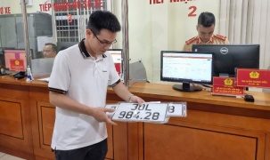 Giảm 30% lệ phí đăng ký xe, rút ngắn thời gian cấp giấy phép lái xe