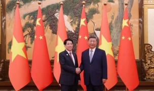 Chủ tịch nước Lương Cường hội đàm với Tổng Bí thư, Chủ tịch nước Trung Quốc Tập Cận Bình