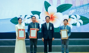 Thấy gì từ việc T&T Group của bầu Hiển thần tốc hoàn thành đường truyền tải điện từ Lào về Việt Nam?