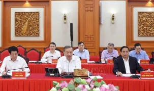 Bộ Chính trị làm việc với Ban Thường vụ Đảng ủy Quốc hội