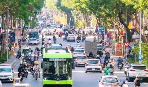 Yêu cầu công bố sớm, công khai lộ trình chuyển đổi phương tiện giao thông xanh, có chính sách hỗ trợ cụ thể