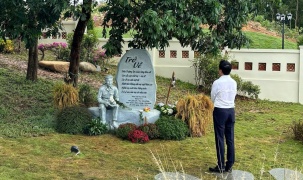 Những cuộc hội ngộ đặc biệt bên bến phà II Long Đại