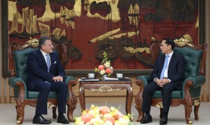 Phó Thủ tướng Bùi Thanh Sơn tiếp Cao uỷ Thương mại và An ninh kinh tế Liên minh châu Âu