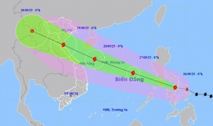 Hà Nội tập trung ứng phó bão số 10 và mưa lũ
