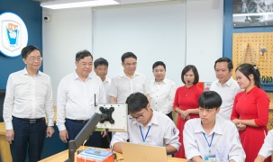 Petrovietnam trao tặng phòng thực hành STEM tại Ninh Bình