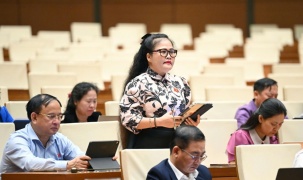 Đại biểu Quốc hội ủng hộ phương án “một bộ sách giáo khoa”