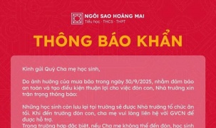 Nhiều trường học ở Hà Nội cho học sinh ăn, ngủ lại trường vì mưa lớn