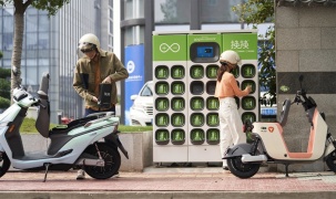 Đề xuất dự án tủ đổi pin xe điện, cung cấp pin cho khoảng 100.000 người dân Hà Nội