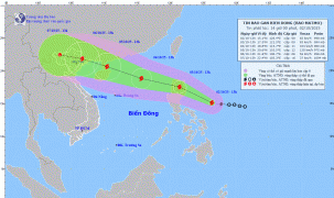 Tin bão mới nhất: Bão Matmo tăng cấp, giật cấp 15 áp sát Biển Đông