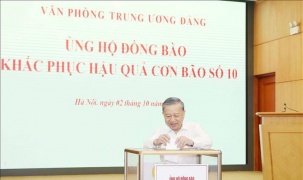 Văn phòng Trung ương Đảng ủng hộ đồng bào khắc phục hậu quả bão số 10