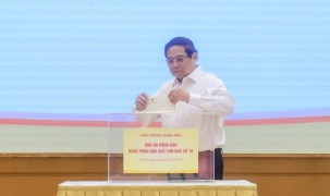 Thủ tướng Phạm Minh Chính cùng lãnh đạo Chính phủ và tập thể Văn phòng Chính phủ ủng hộ đồng bào bị thiệt hại do bão lũ