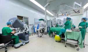 Phẫu thuật robot: Bước tiến mới trị ung thư phổi