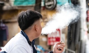 Hoàn thiện khung pháp lý đối phó với tác hại thuốc lá điện tử để bảo vệ thế hệ trẻ
