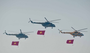 Huy động phương tiện bay cứu nạn ứng phó bão số 11