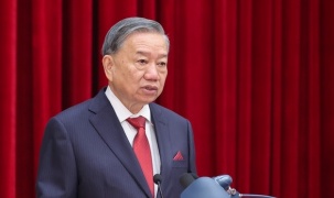 Khai mạc Hội nghị Trung ương lần thứ 13