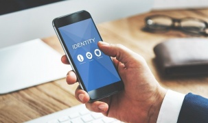 Anh siết nhập cư bằng định danh số bắt buộc