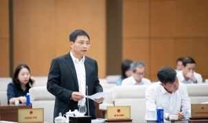 Nhà nước quản lý, điều tiết giá theo cơ chế thị trường