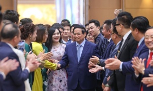TỔNG THUẬT: Hội nghị Thủ tướng Chính phủ gặp mặt đại diện doanh nghiệp nhân Ngày Doanh nhân Việt Nam