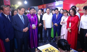 SHB, T&T Group chung tay kết nối, lan tỏa tinh hoa văn hóa Việt Nam tại Lễ hội Văn hóa Thế giới