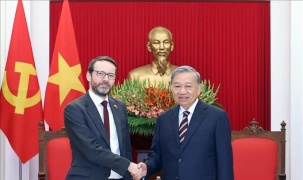 Tổng Bí thư Tô Lâm tiếp Đại sứ Anh tại Việt Nam