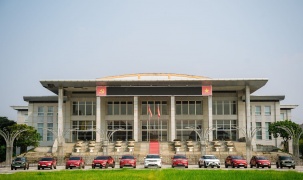 Mang xe xăng đi, mang xe điện về: “Ngày hội Thu xăng đổi điện” bùng nổ đơn ngay trong ngày