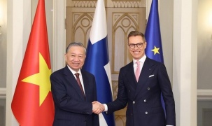 Tổng Bí thư Tô Lâm và Tổng thống Phần Lan chứng kiến Lễ ký kết các văn kiện hợp tác