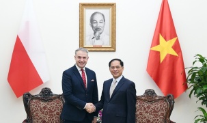Việt Nam mong muốn tăng cường quan hệ hợp tác nhiều mặt với Ba Lan