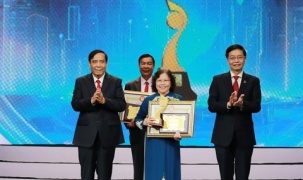 Nhà giáo nhân dân Nguyễn Thị Hiền và sản phẩm đặc biệt: 