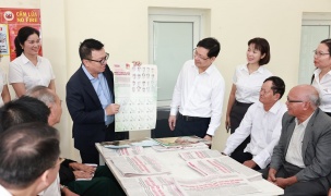 Người dân có thể đọc Dự thảo Văn kiện Đại hội Đảng lần thứ XIV tại các Bưu điện - Văn hoá xã