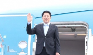 Chủ tịch nước Lương Cường lên đường dự Tuần lễ cấp cao APEC lần thứ 32