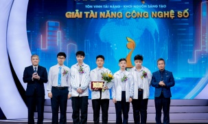 Nhóm tác giả học sinh trung học với ước mơ đưa sản phẩm số trở thành nền tảng giáo dục thông minh quốc gia
