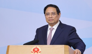 Thủ tướng: Đưa Trung tâm tài chính quốc tế tại Việt Nam hoạt động ngay trong tháng 11