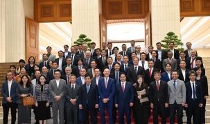 Thủ tướng: Việt Nam phấn đấu có nhà máy chip bán dẫn đầu tiên trong năm 2026