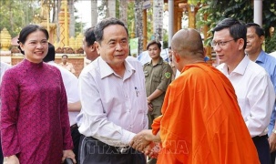 Chủ tịch Quốc hội Trần Thanh Mẫn dự Ngày hội Đại đoàn kết toàn dân tộc tại Cần Thơ