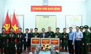 Thủ tướng thăm Đồn biên phòng tại xã biên giới vùng cao Thanh Hóa