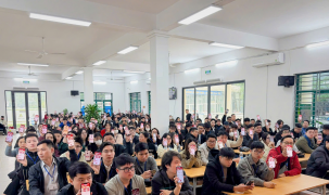 Hà Nội: Hướng dẫn hơn 10.000 thí sinh dự sát hạch cài đặt ứng dụng VNeTraffic