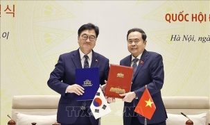 Chủ tịch Quốc hội Hàn Quốc kết thúc chuyến thăm chính thức Việt Nam