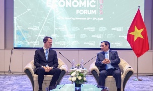 Thủ tướng đề nghị WEF đưa Diễn đàn Kinh tế mùa Thu thành sự kiện thường niên