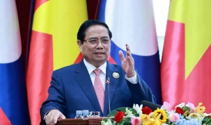 Thủ tướng: Phải chắt chiu và khai thác hiệu quả từng sáng kiến của doanh nghiệp Việt Nam - Lào