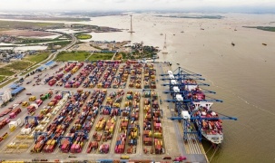 Xuất nhập khẩu vượt mốc 830 tỷ USD, cao nhất từ trước tới nay