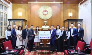 Cán bộ, nhân viên Tập đoàn Tân Á Đại Thành chung tay ủng hộ đồng bào vùng lũ