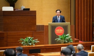 Thông qua Luật Viên chức (sửa đổi): Viên chức được góp vốn và tham gia điều hành doanh nghiệp