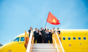 Khát vọng bầu trời và tầm nhìn của Bầu Hiển