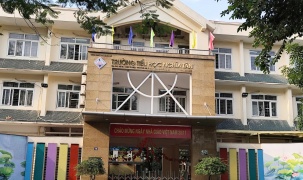 Những “ông trùm” liên kết nào đang thu bộn tiền từ các nhà trường ở Hà Nội?