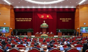 Thông cáo báo chí ngày làm việc thứ nhất Hội nghị Trung ương 15, khoá XIII