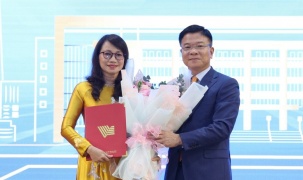 Phó Thủ tướng Lê Thành Long trao quyết định bổ nhiệm Giám đốc Đại học Quốc gia TPHCM
