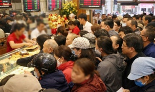 Tiện lợi và cạm bẫy từ giao dịch vàng online